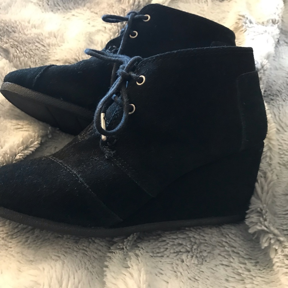 TOMS Kala Desert Wedge Bootie